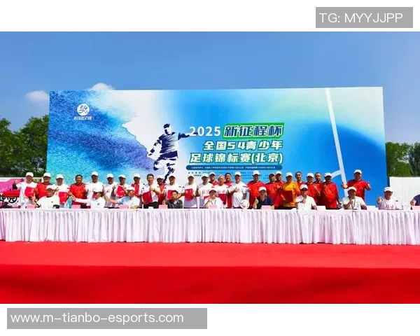 杭州绿城足球创意探索与发展之路:打造城市文化与体育精神的融合新模式 杭州绿城足球创意探索与发展之路:打造城市文化与体育精神的融合新模式