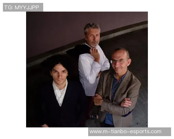 美颜与足球的奇妙结合探索运动与美丽的完美交融之道 美颜与足球的奇妙结合探索运动与美丽的完美交融之道