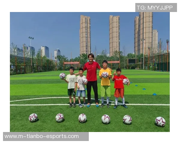 苏州职业足球俱乐部奋勇争先助力地方足球发展与青训体系建设